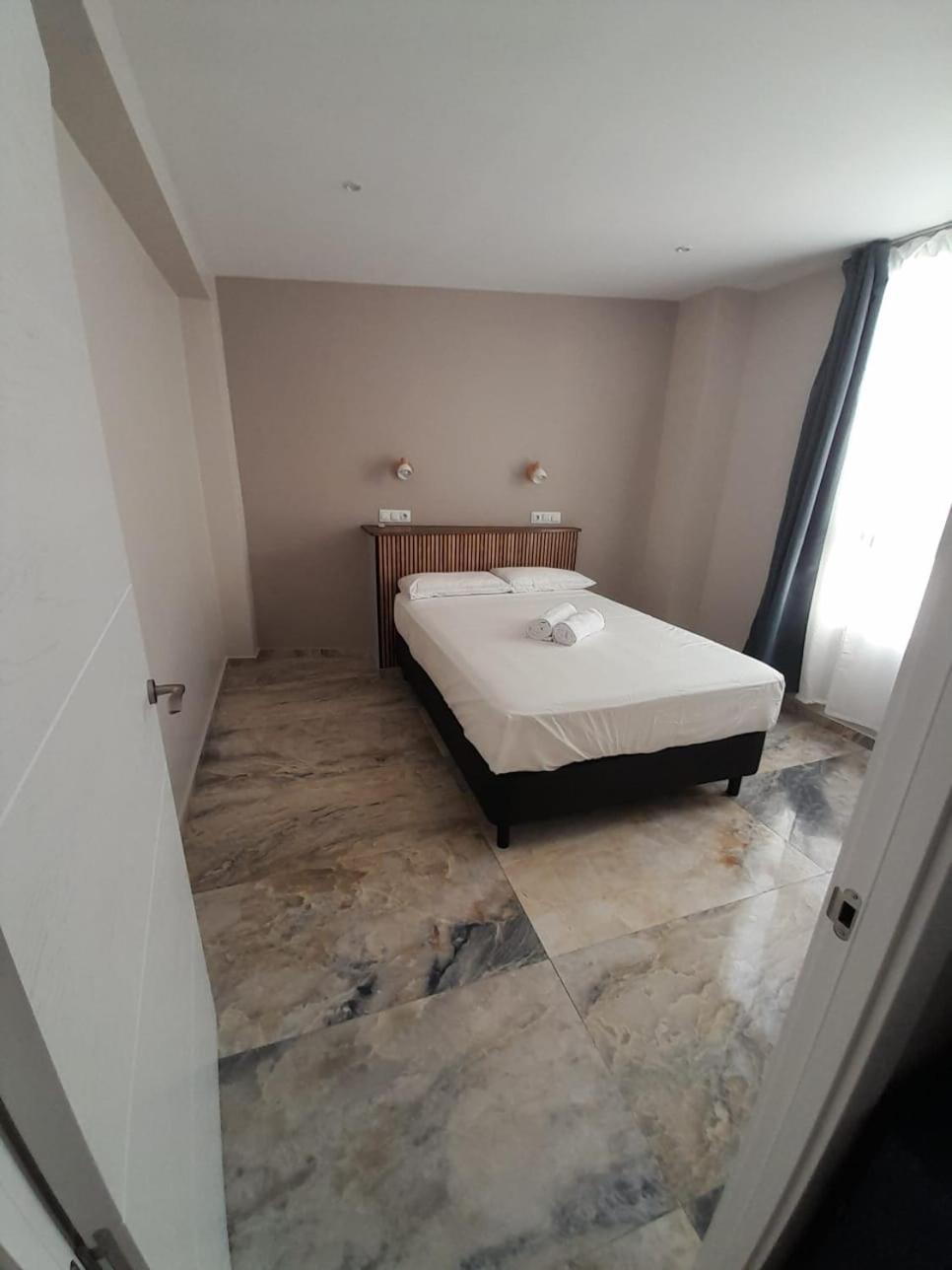 Apartament Arena Alicante Zewnętrze zdjęcie